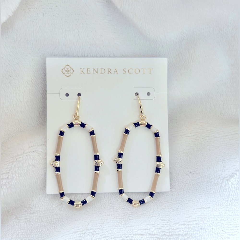 Kendra Scott *NEW* Essie earrings